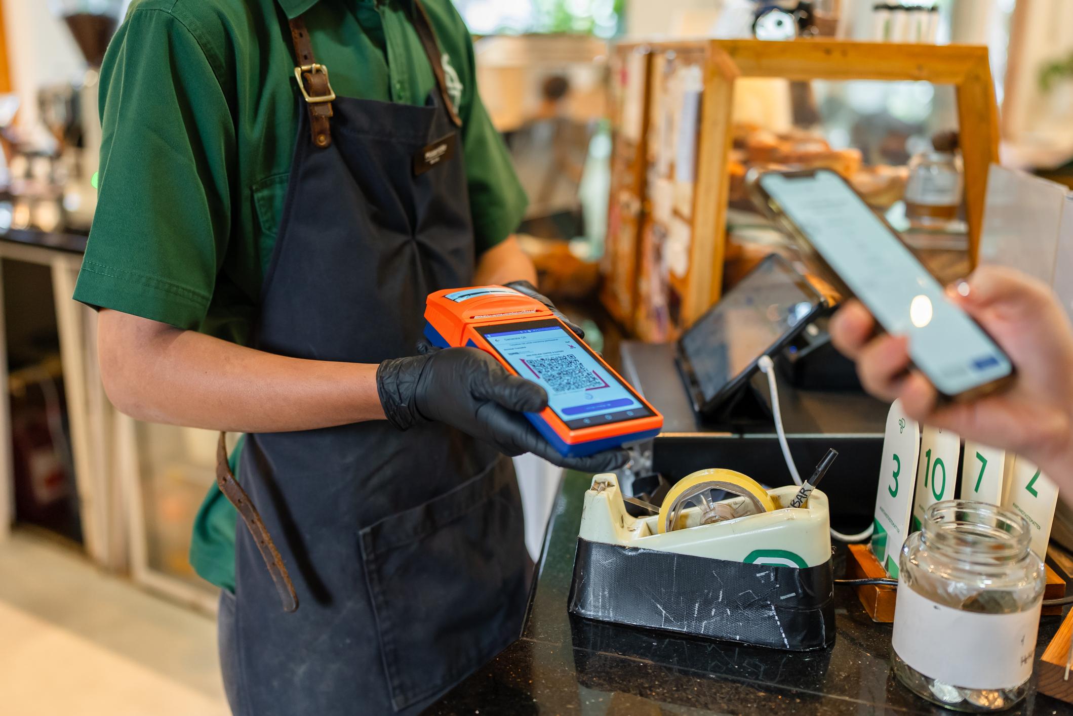 QRIS sebagai pemicu gaya hidup konsumtif atau perubahan perilaku digital?